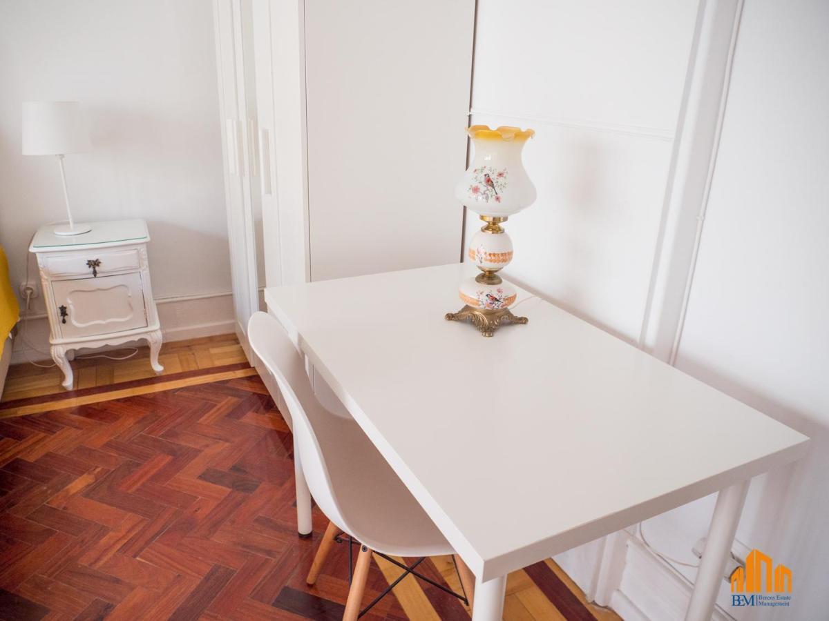 Rodrigues Sampaio Residence *